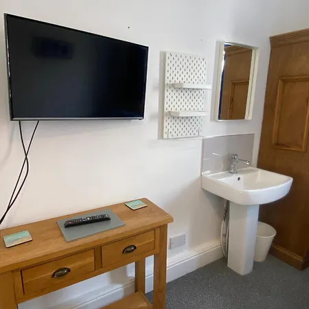 Gasthuis Sandys Contractor Rooms, Ramsden Street *